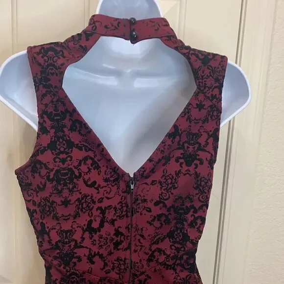 Charlotte Russe Small Cutouts Faux Black Burgundy Velvet Suede Short Sleeve - Picture 7 of 13